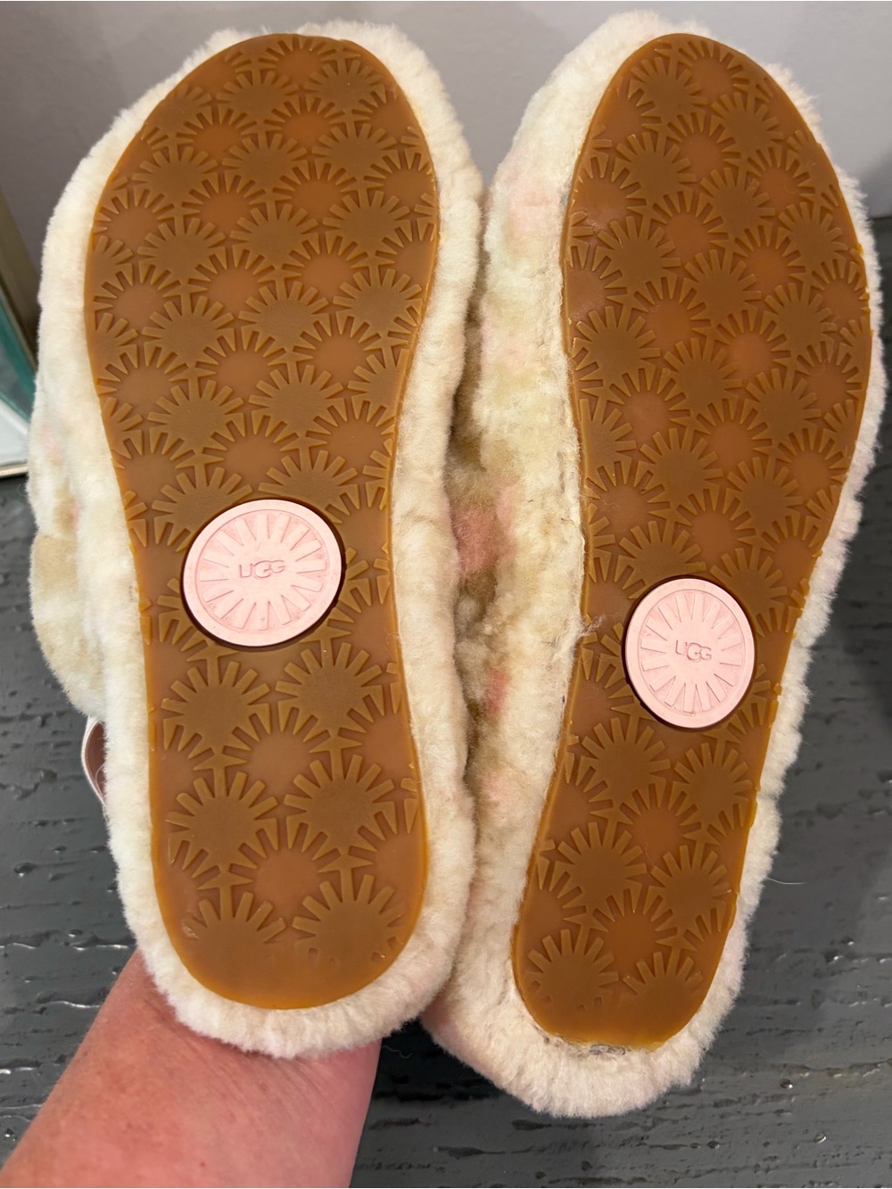 UGG Women's Fluffy Slide Sandals in Cream and Pink - Picture 7 of 8